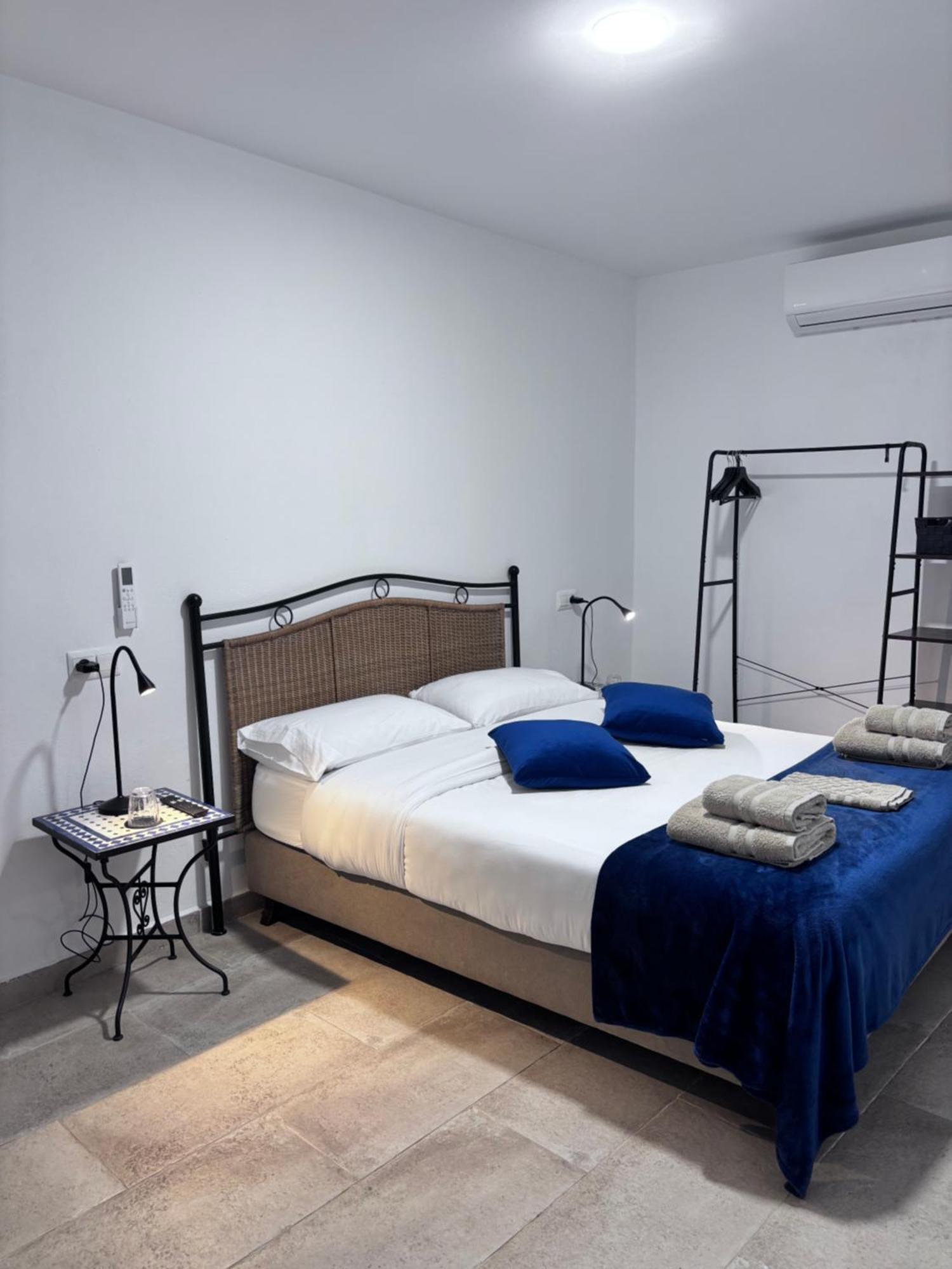 Shanti'S Andalusian Rooms Malaga Zewnętrze zdjęcie