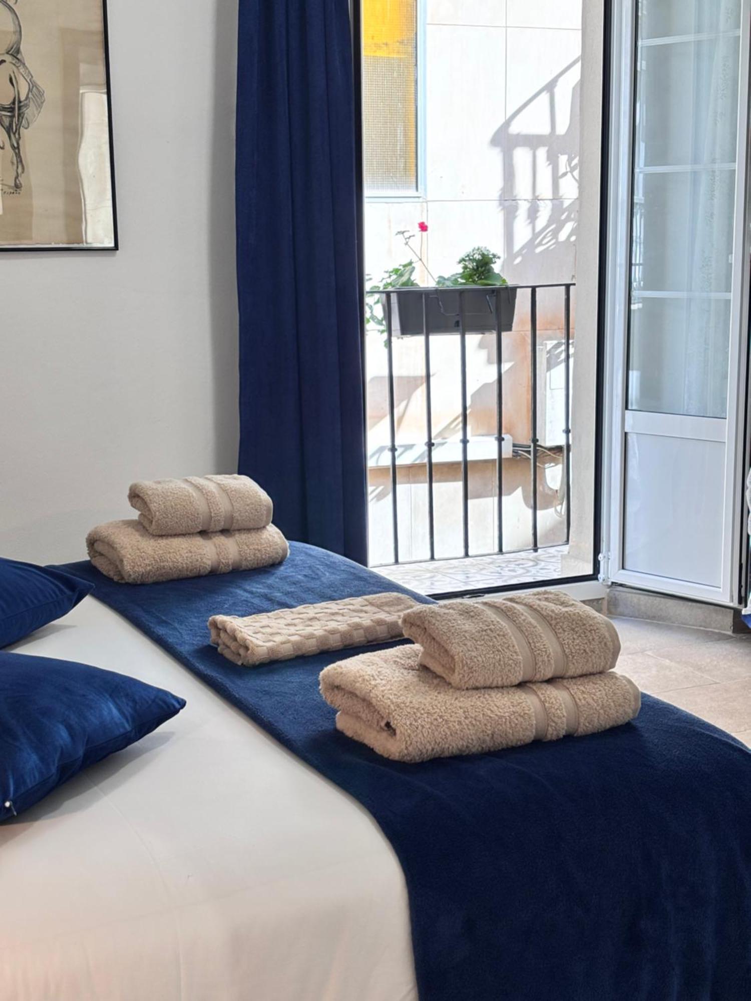 Shanti'S Andalusian Rooms Malaga Zewnętrze zdjęcie